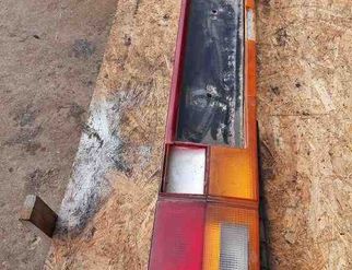 AUDI 100 S3 (1982-1990) Right Side Tailgate Taillight 811945695 32524365