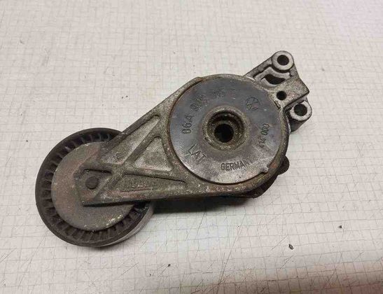 VOLKSWAGEN Bora 1 generation (1998-2005) Натяжитель ремня 32538753