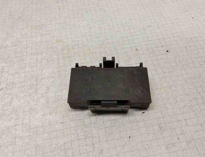 VOLKSWAGEN Passat B7 (2010-2015) Aizmugurējo lukturu kontakti 3A9945259 32556088
