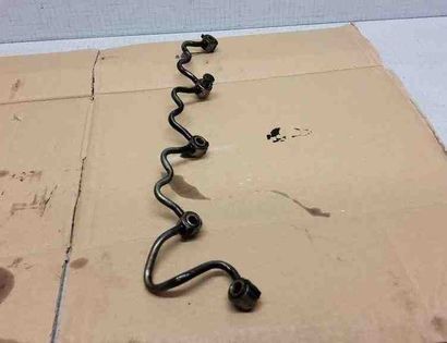 TOYOTA Corolla E120 (2000-2008) Fuel return pipe 32557004
