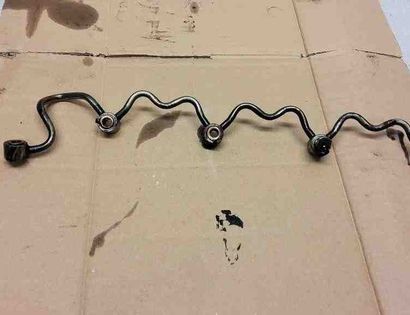 TOYOTA Corolla E120 (2000-2008) Fuel return pipe 32557004