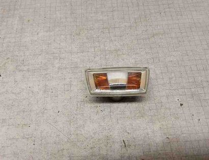 OPEL Zafira B (2005-2010) Front Right Fender Turn Signal I090025,13252456,13252455 32561057