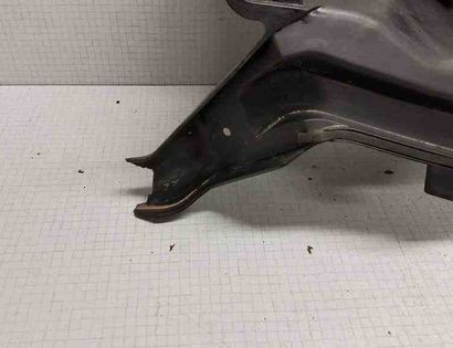 FORD EcoSport 2 generation (2013-2024) Priekšējā stikla tīrītāja apdare / plastmasa GN15A016B26DA 32561476