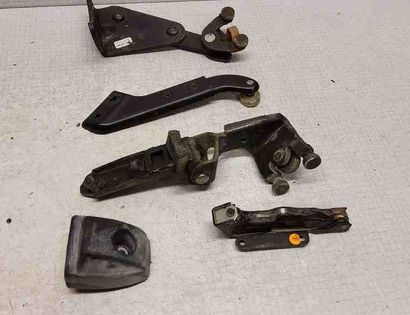 VOLKSWAGEN Transporter T5 (2003-2015) Петля для раздвижной двери 7H0843436B,7H0843311B,7H0843398B,7H0843414,7H0843336A 32568044