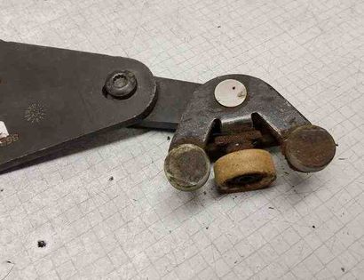 VOLKSWAGEN Transporter T5 (2003-2015) Петля для раздвижной двери 7H0843436B,7H0843311B,7H0843398B,7H0843414,7H0843336A 32568044