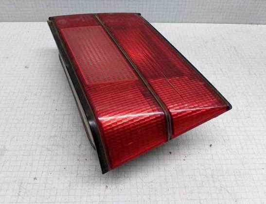 BMW 5 Series E34 (1988-1996) Aizmugurējais kreisais lukturis bagāžniekā 13400200 32622170