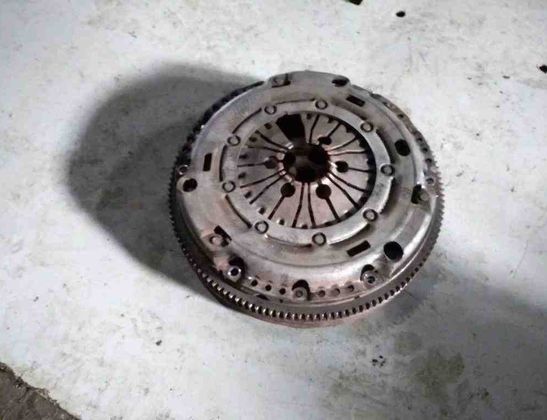 VOLKSWAGEN Touran 1 generation (2003-2015) Clutch Kit 32625066