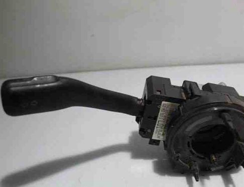 AUDI A6 C5/4B (1997-2004) Переключатель света 8L0953513 24615239