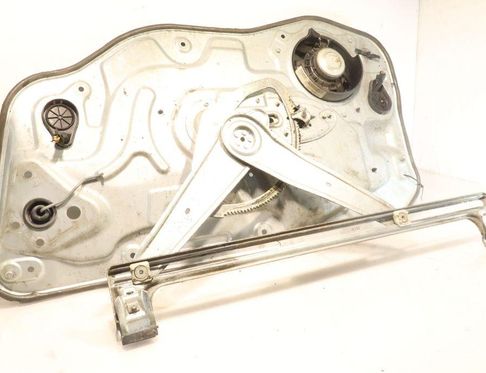 VOLVO V50 1 generation (2003-2012) Стеклоподъемник передней левой двери 992745-100 32903599