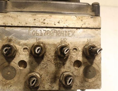 VOLKSWAGEN Passat B6 (2005-2010) ABS Pump 32904271