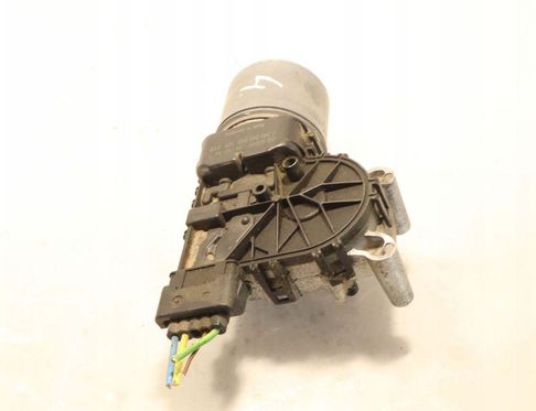 PEUGEOT 2008 2 generation (2019-2023) Двигатель стеклоочистителей 0390241540 32943123