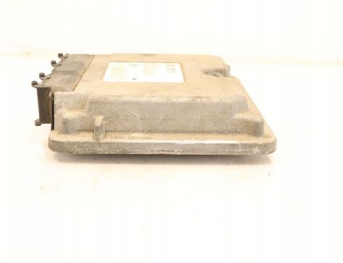 SKODA Octavia 1 generation (1996-2010) Блок управления двигателем 32944158