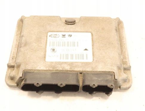 SKODA Octavia 1 generation (1996-2010) Блок управления двигателем 32944158