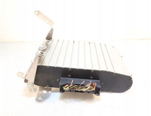 AUDI A8 D3/4E (2002-2010) Аудио система 32945701