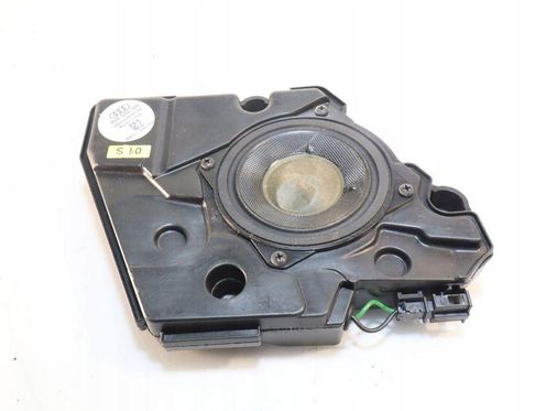 AUDI A8 D3/4E (2002-2010) Аудио система 32945701