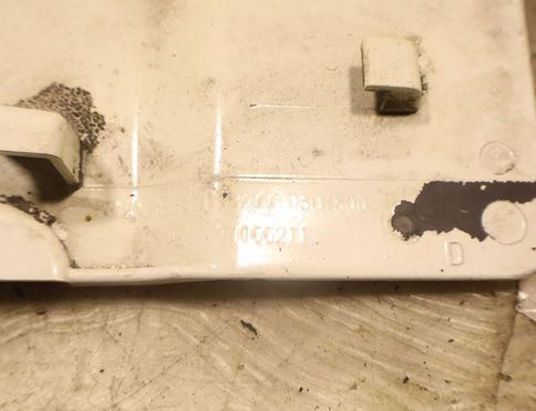 OPEL Vivaro A (2002-2006) Замок крышки топливного бака 32945847