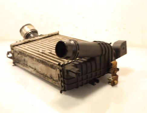 RENAULT Captur 1 generation (2013-2019) Starpdzesētāja/interkūlera radiators 32946290