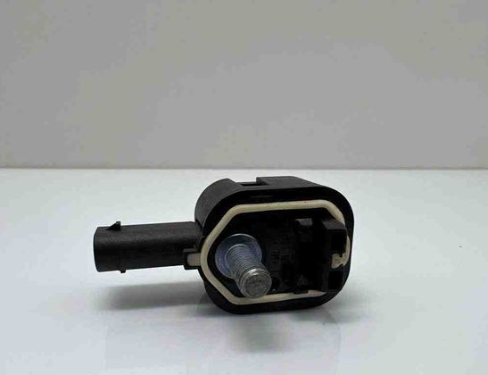 BMW 7 Series F01/F02 (2008-2015) Rear Right Impact Sensor 9224178,02106 31893439