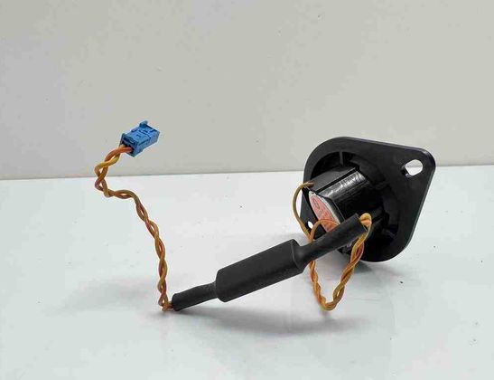 BMW 4 Series F32/F33/F36 (2013-2020) Звуковой динамик приборной панели 8907014001,9226358 31996257