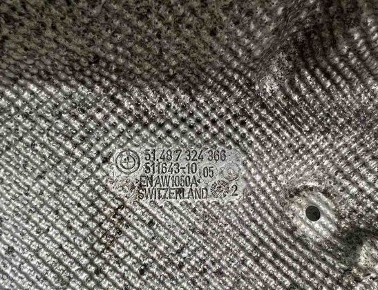 BMW 2 Series F22/F23 (2013-2020)  Тепловая защита 7324366 31998037