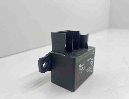 BMW 5 Series F10/F11 (2009-2017) Relejs 7661503 31998788