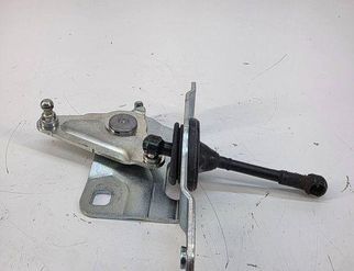 BMW X7 G07 (2018-2024) Aizmugurējā bagāžnieka amartizātors labajā pusē 9482804 32970046