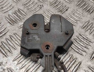 VOLVO S60 1 generation (2000-2009) Bonnet Lock 9483765 28989379