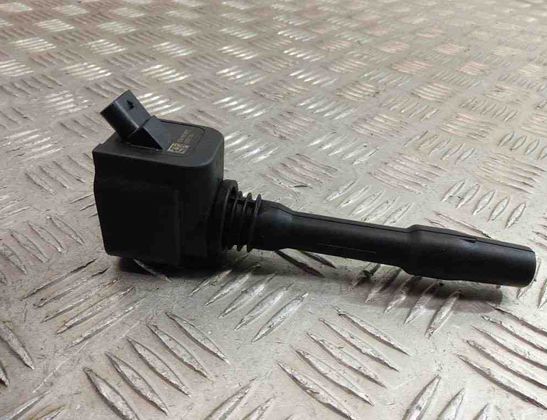 BMW X1 F48/F49 (2015-2023) Augstsprieguma aizdedzes spole 8647463 30982651