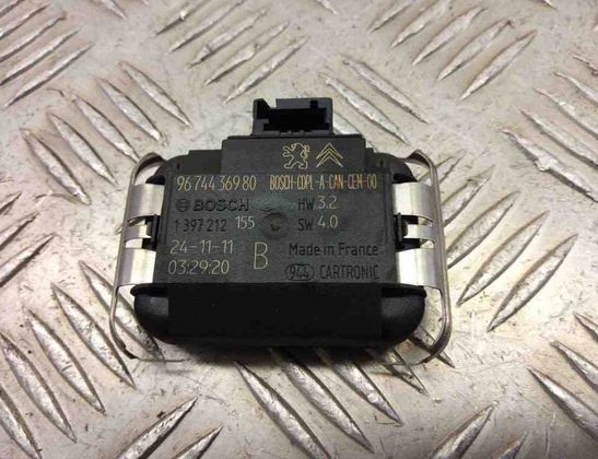 PEUGEOT RCZ 1 generation (2010-2014) Датчик дождя 9674436980 30999425