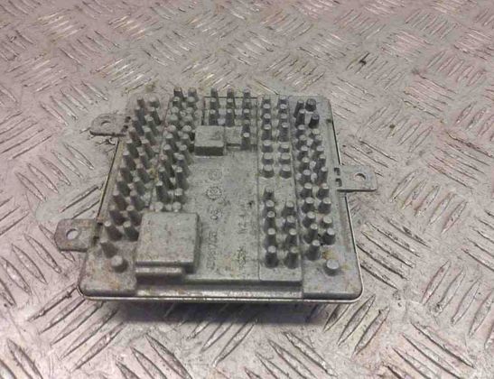 BMW 3 Series G20/G21/G28 (2018-2024) Блок розжига ксенона 7933359 31017667