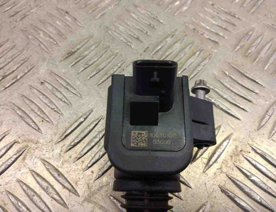 BMW X1 F48/F49 (2015-2023) Augstsprieguma aizdedzes spole 8647463 31026687